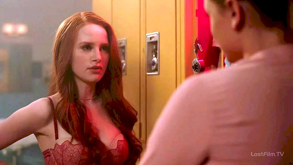 Madeleine Petsch Riverdale