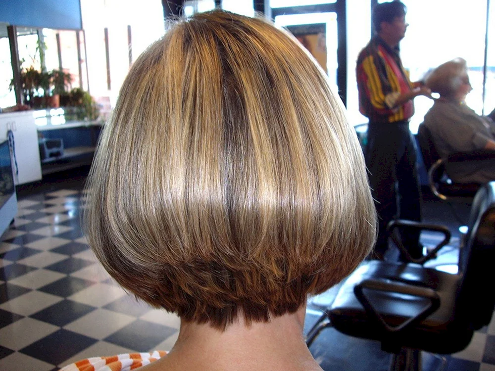 Medium Bob Bare