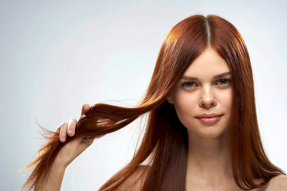 Kupferbraune Haarfarbe