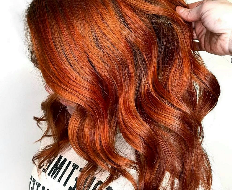 Medium Auburn Haarfarbe