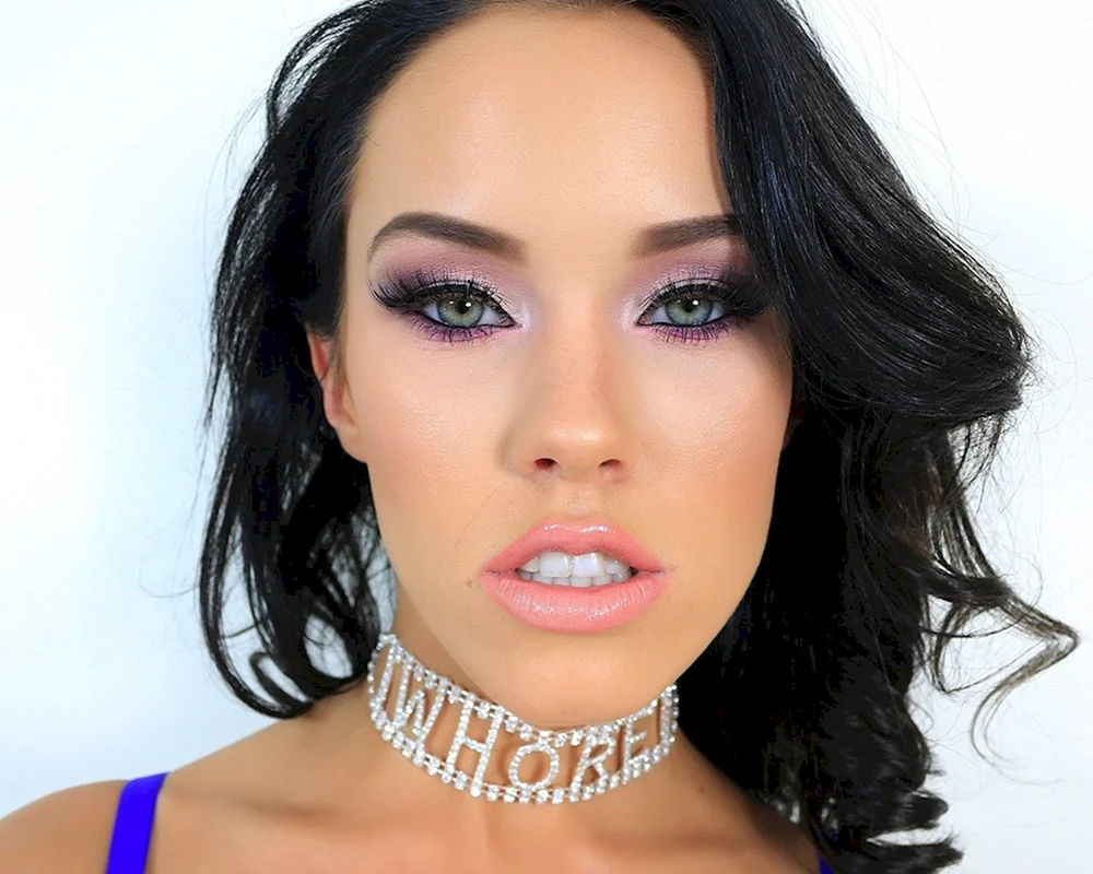 Megan Rain foto