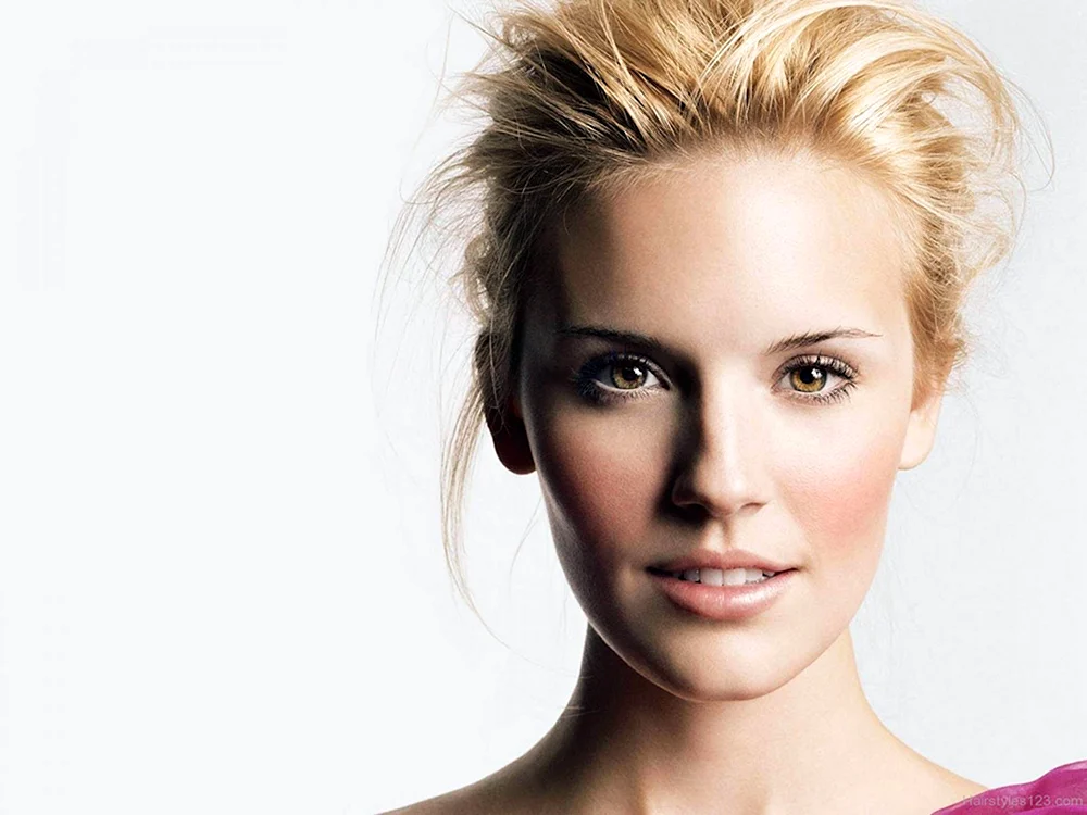 Maggie Grace 2023