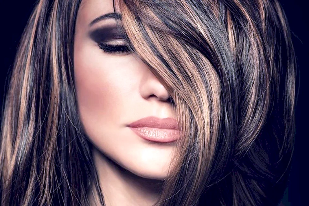 Oxycur Balayage 2022 auf dunklem Haar
