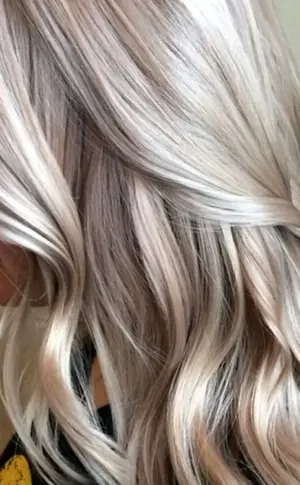 Aschblond