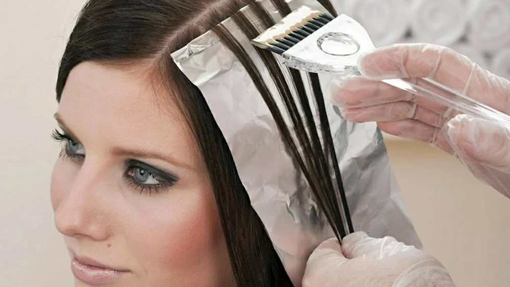 Silbergrau Haarfärbung