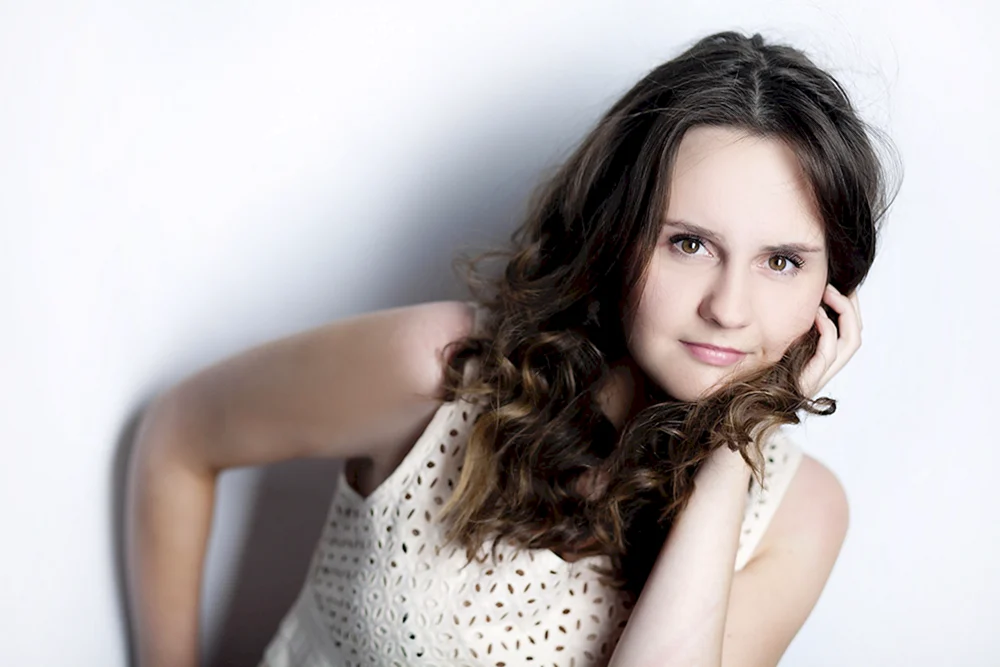 Yulia Melnikova Schauspielerin