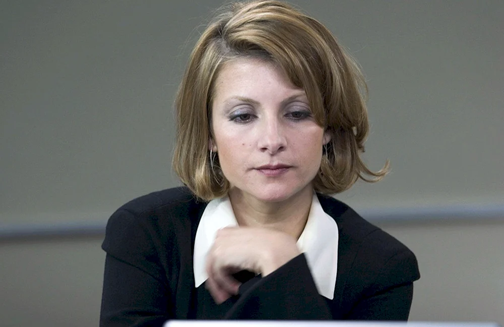 Najwa Nimri Visavi