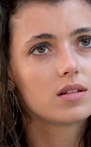 Mia Sara