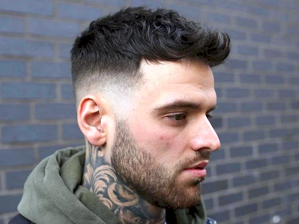 MID Fade Kurzhaarschnitt