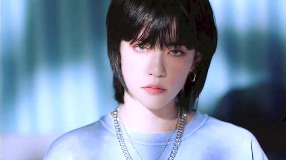 Miyauchi Haruka GWSN