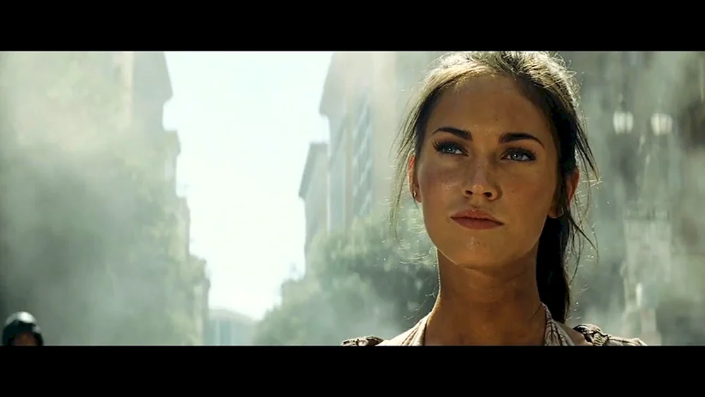 Michaela Baines Transformers.2007