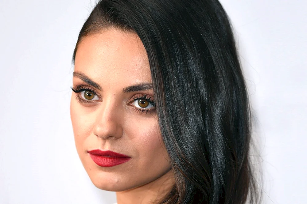 Mila Kunis