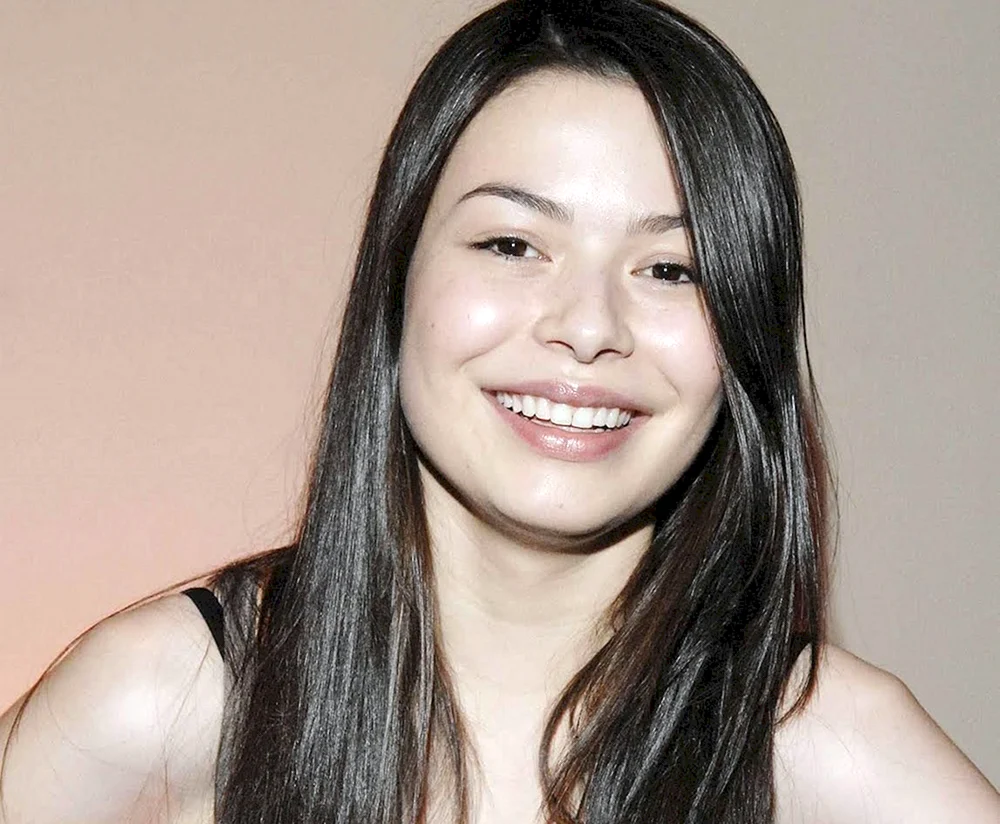 Miranda Cosgrove Deepfake