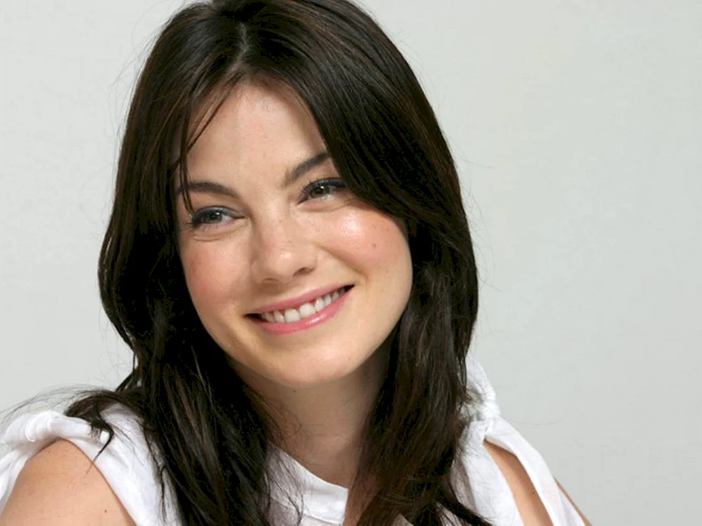 Michelle Monaghan ist jung.