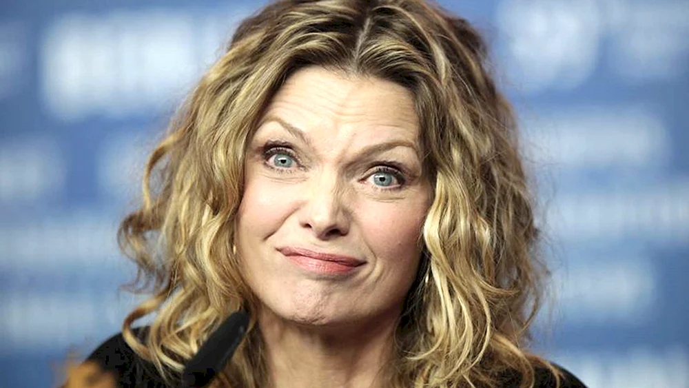Michelle Pfeiffer. Pfeiffer