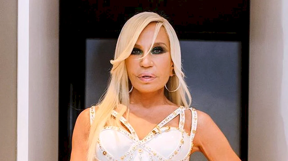Miss Donatella Official