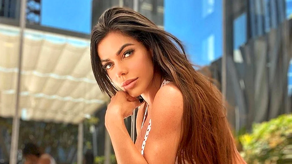Miss Suzy Cortez
