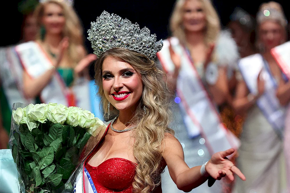Miss World Russia 2023 Alice Goluba