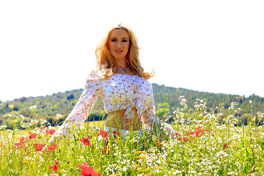 Model Jordan Carver