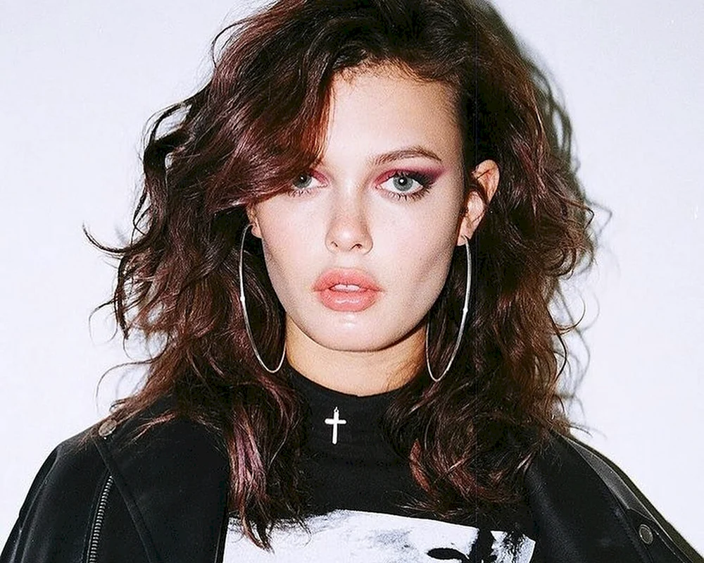 Model Liza Adamenko mit 13