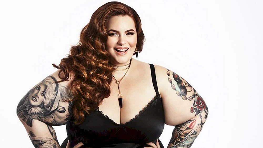 Plus size model Tess Holiday