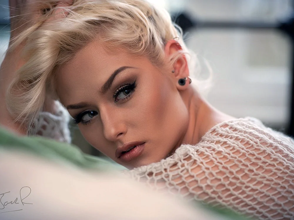 Model Romanie Smith