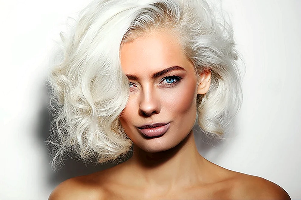 Models mit weißem Haar