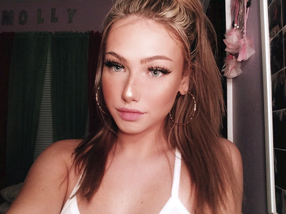 Molly MCFALLON