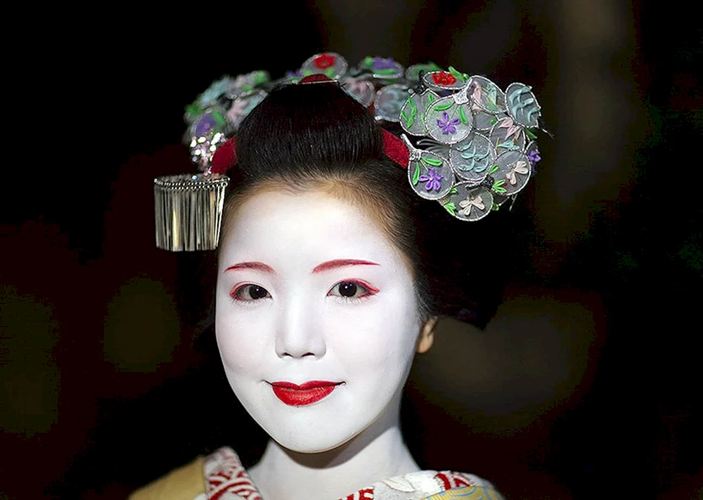 Kanzashi Geisha
