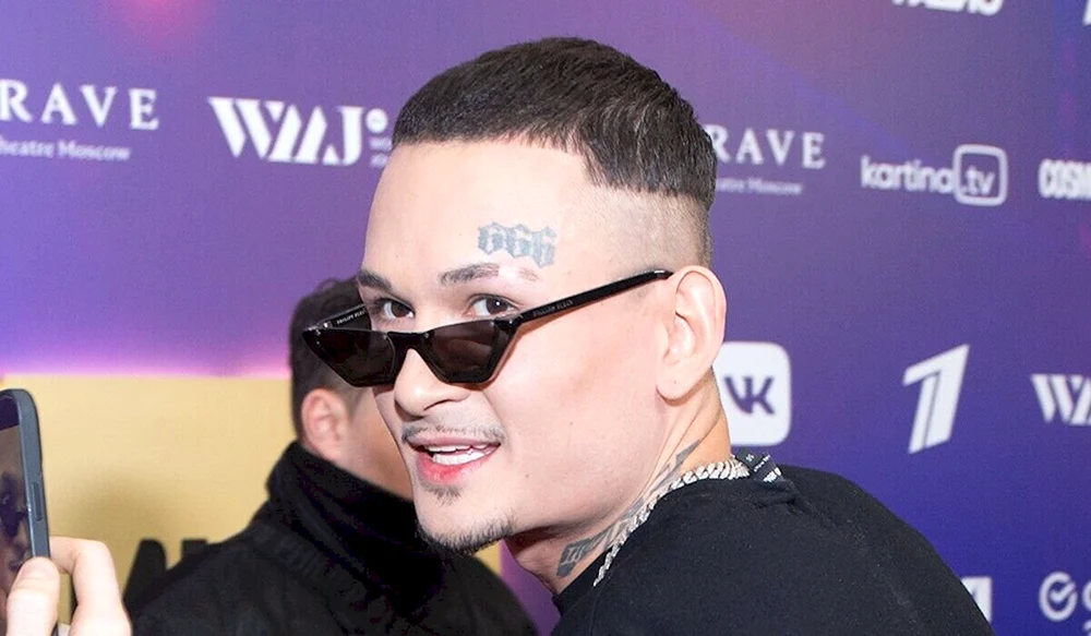 2022