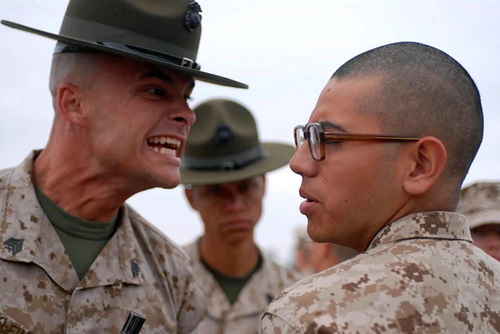 Haarschnitt Amerikanischer Soldat