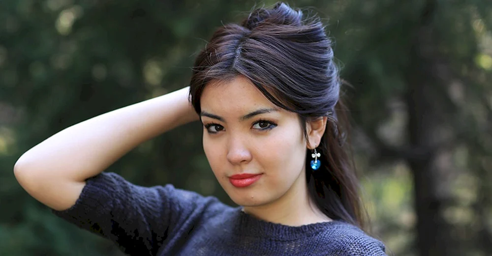 Charos Muminova