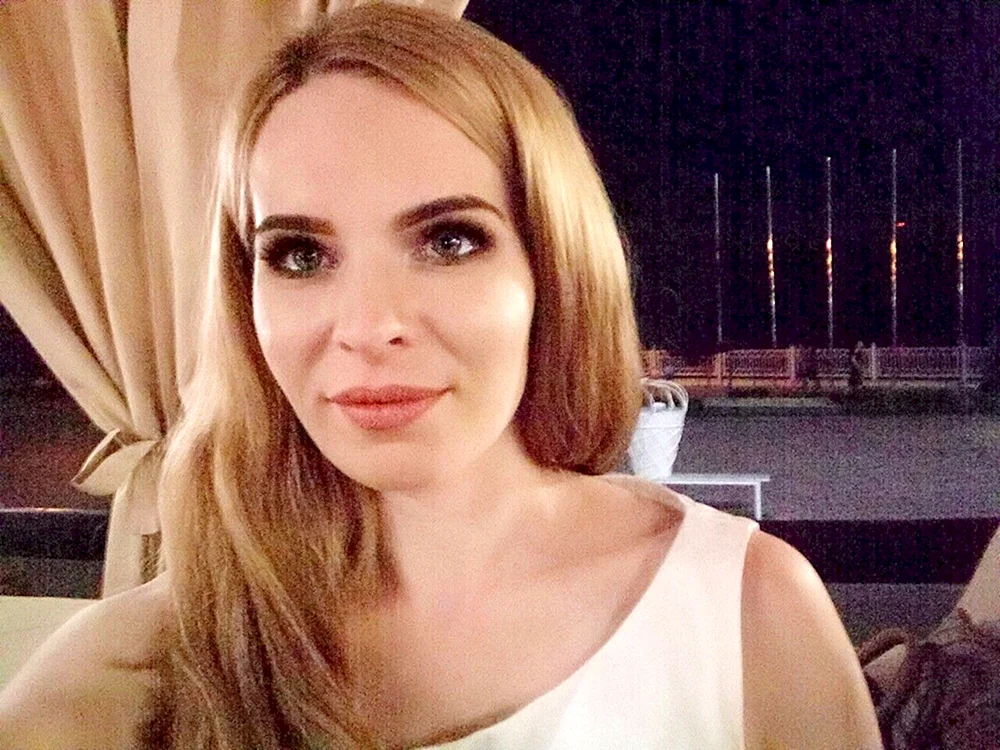 Anna Zaralunga