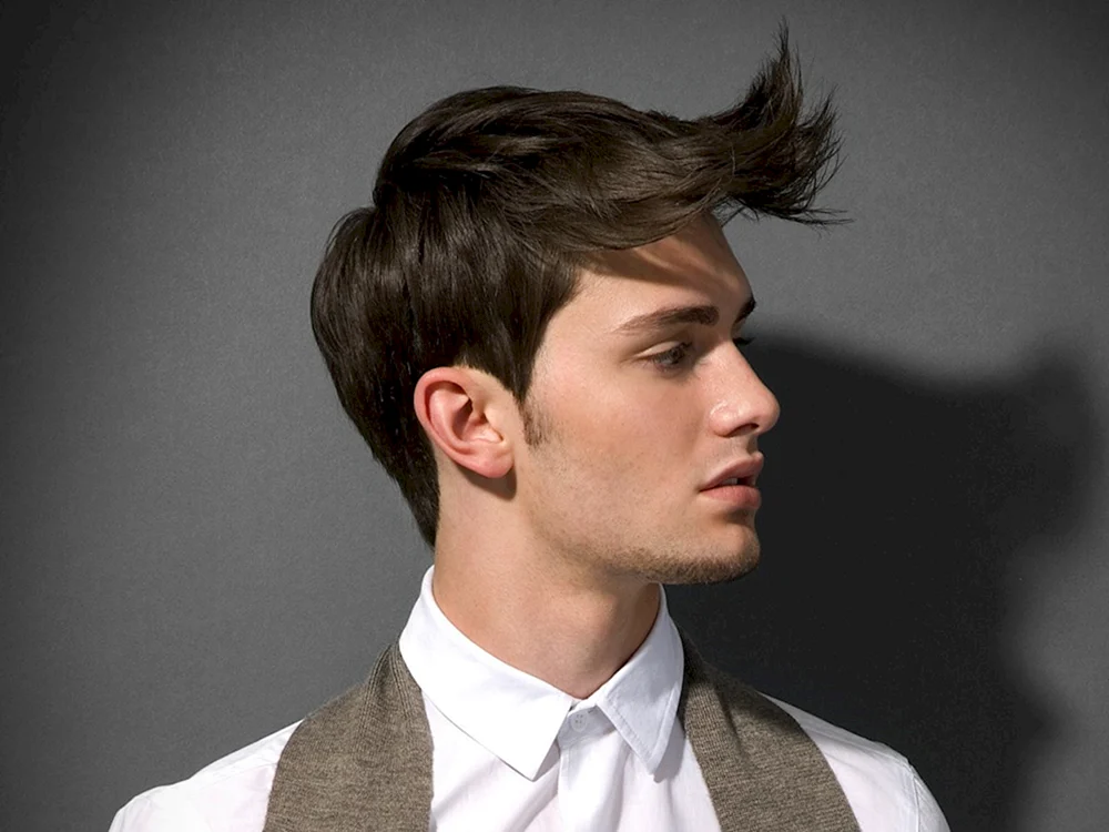 Herrenfrisuren mit Pony