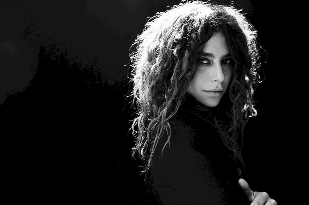 Nadia Hilker