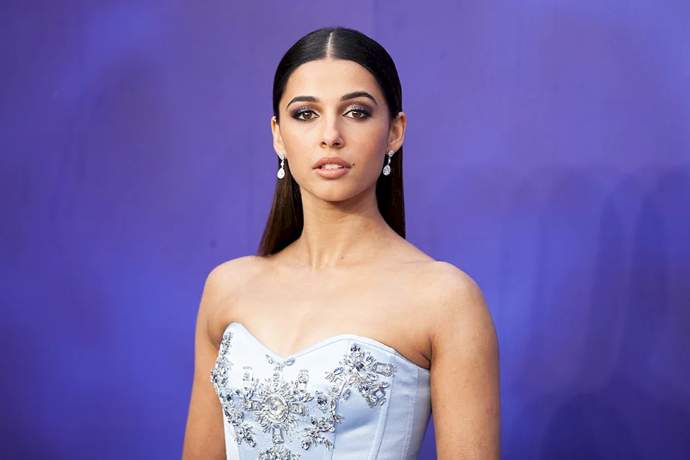 Nastassja Kinski Naomi Scott
