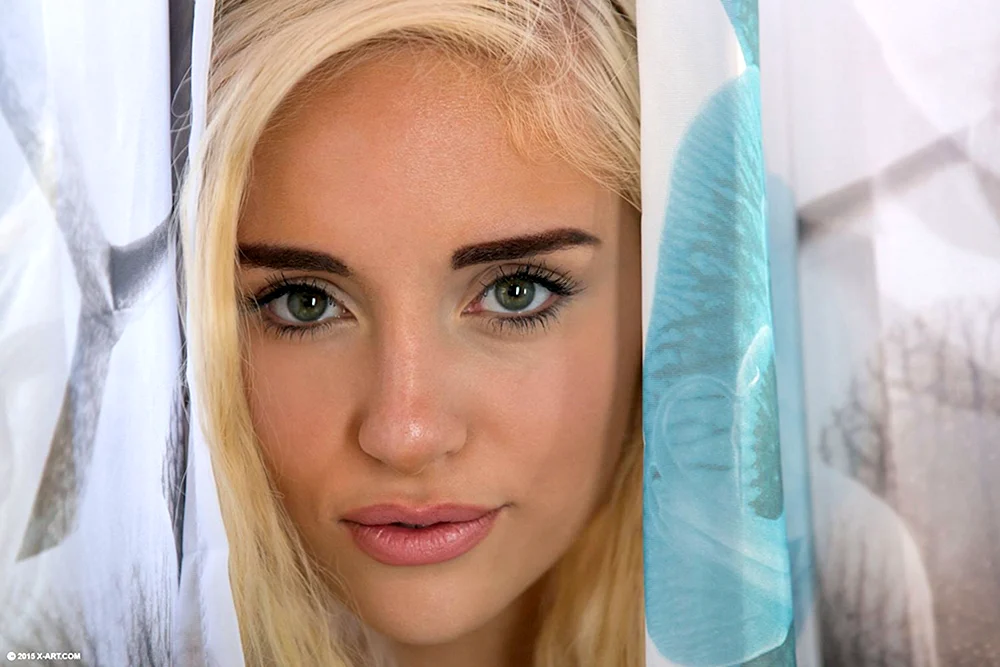 Naomi Woods