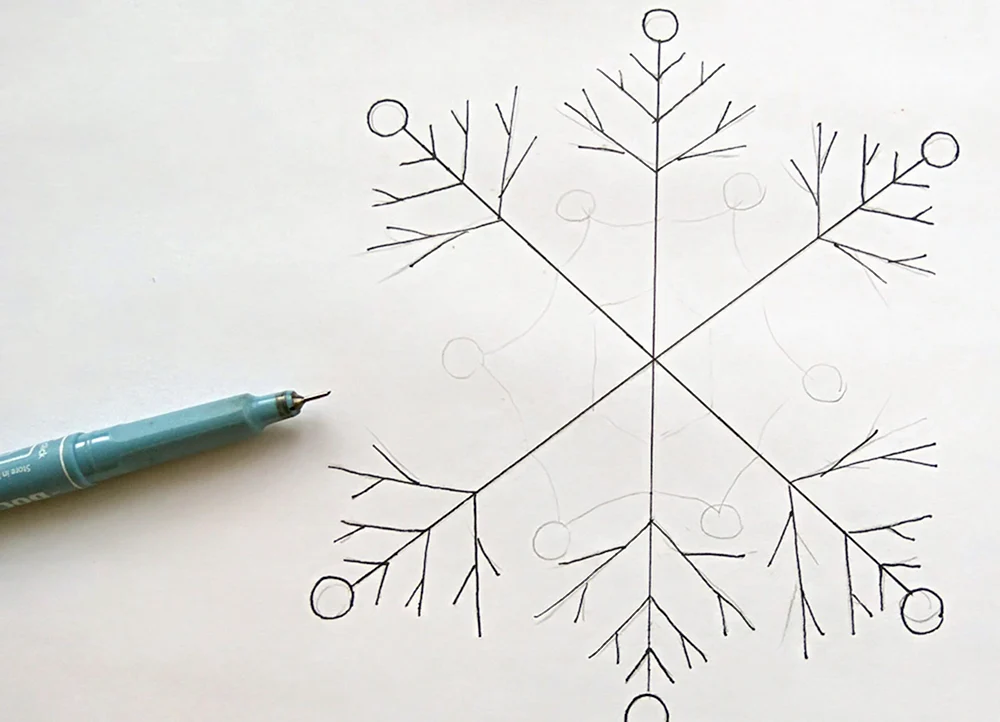 Schneeflocken mit Bleistift
