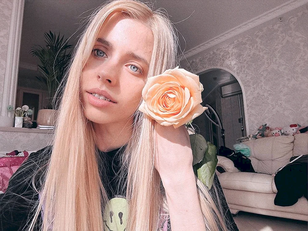 Nastia Kosh Titan