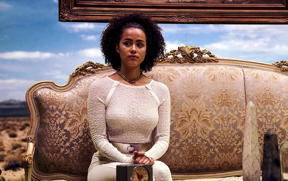 Nathalie Emmanuel Missandei