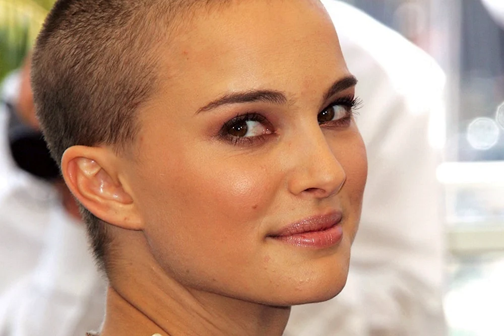 Natalie Portman kahl