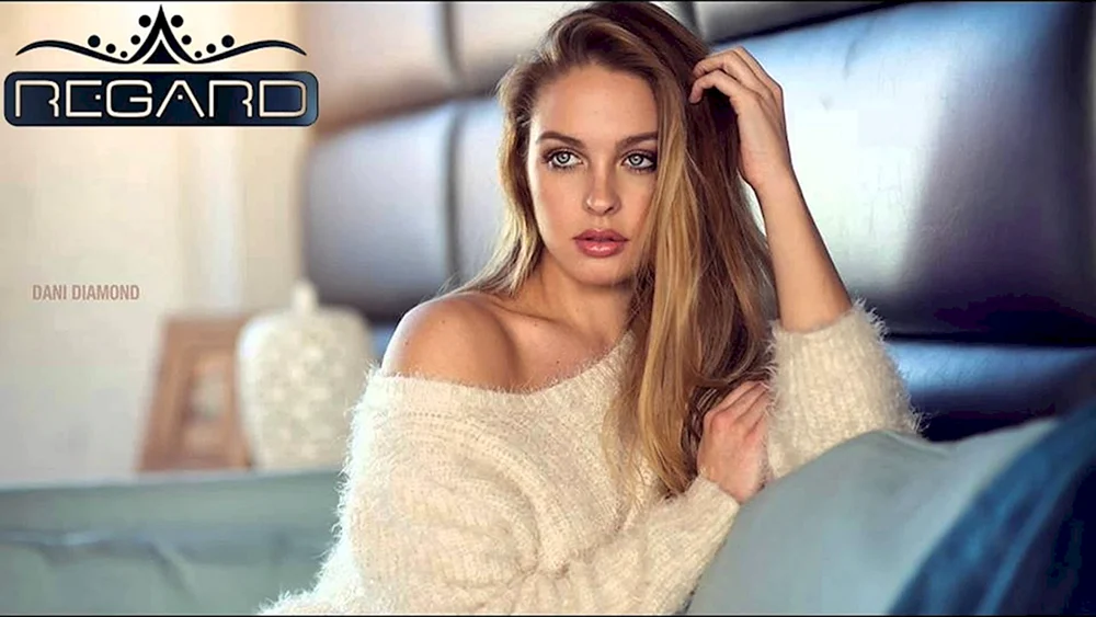 Mädchen im Kleid schön