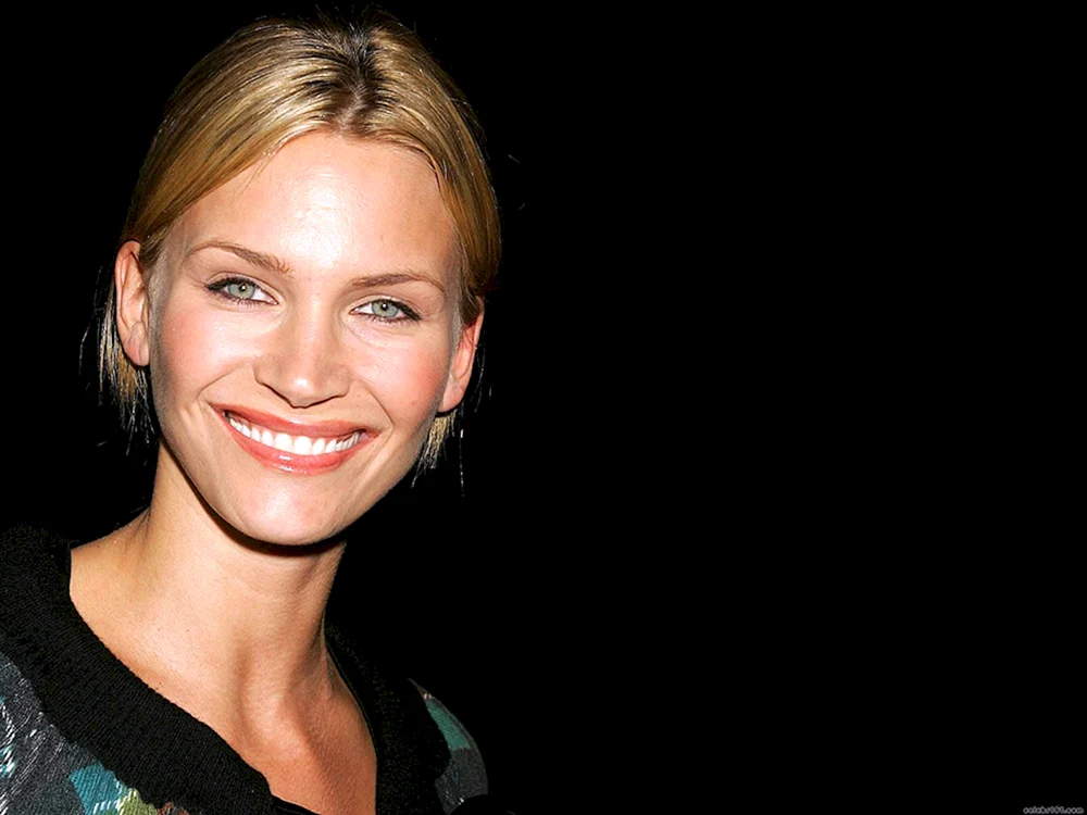Natasha Henstridge 2020