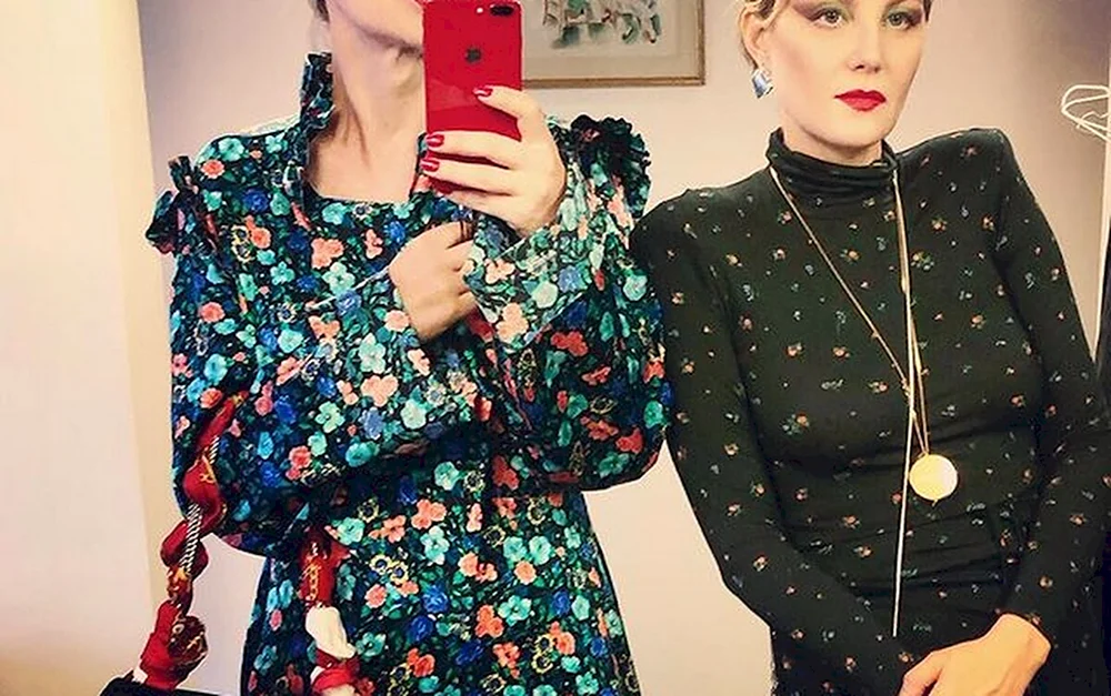 Natalya Maximova und Renata Litvinova
