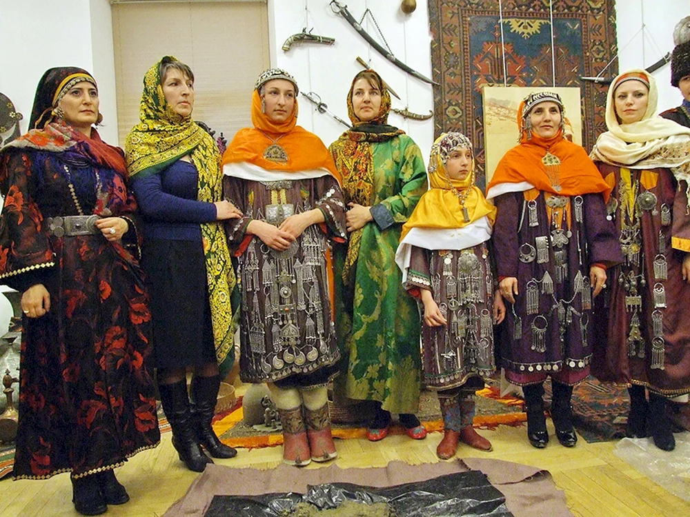 Nationaltrachten der Völker Dagestans Darginsy