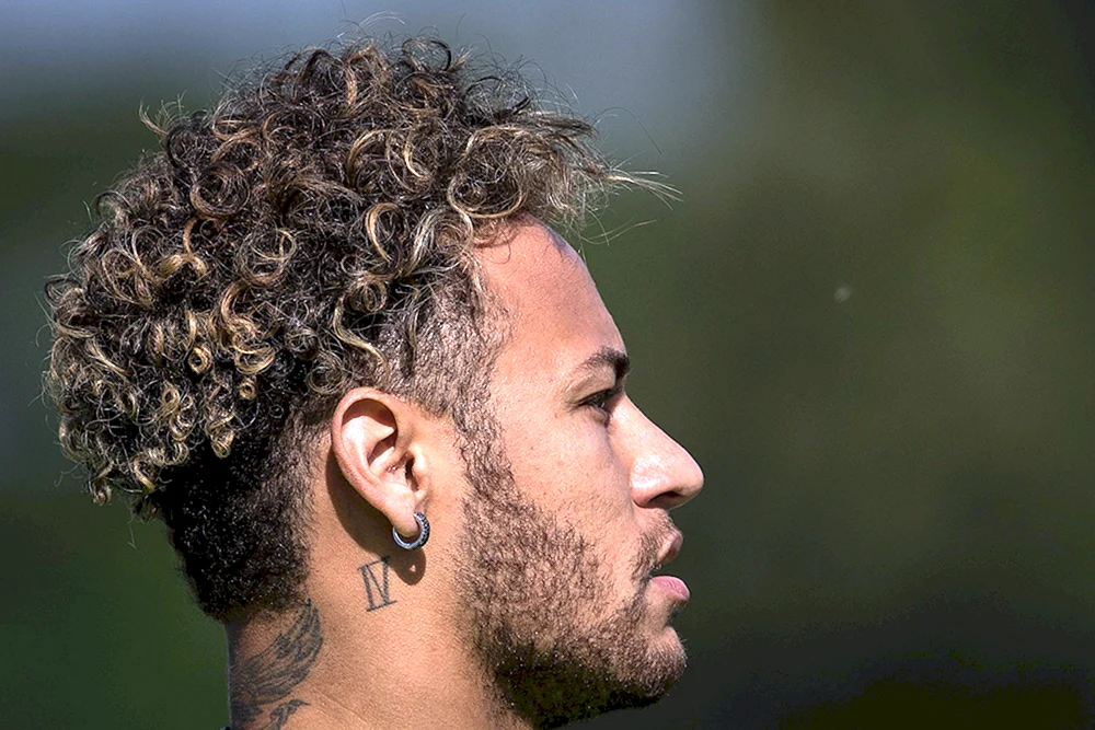 Top Knot Beckham