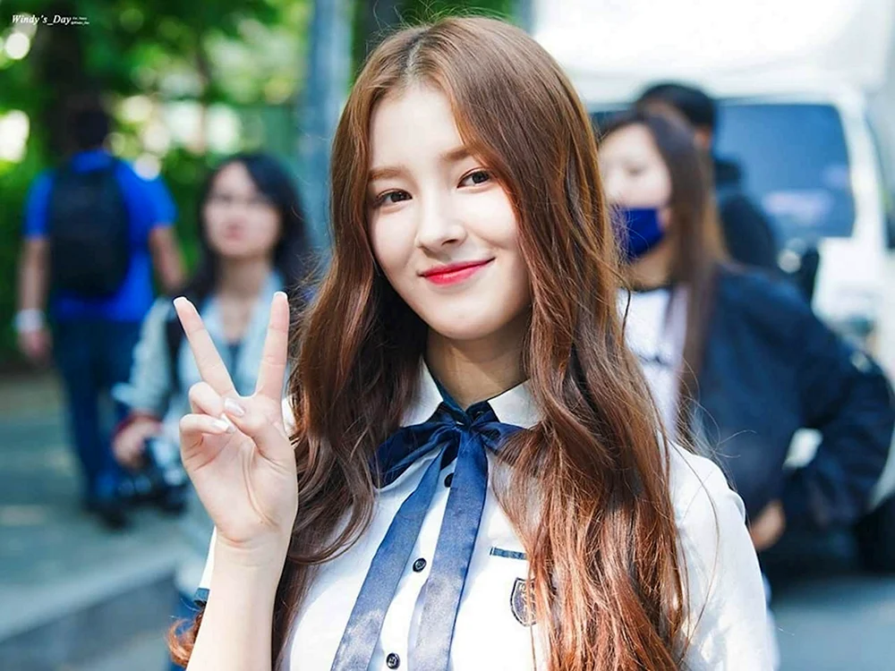 MOMOLAND Nancy