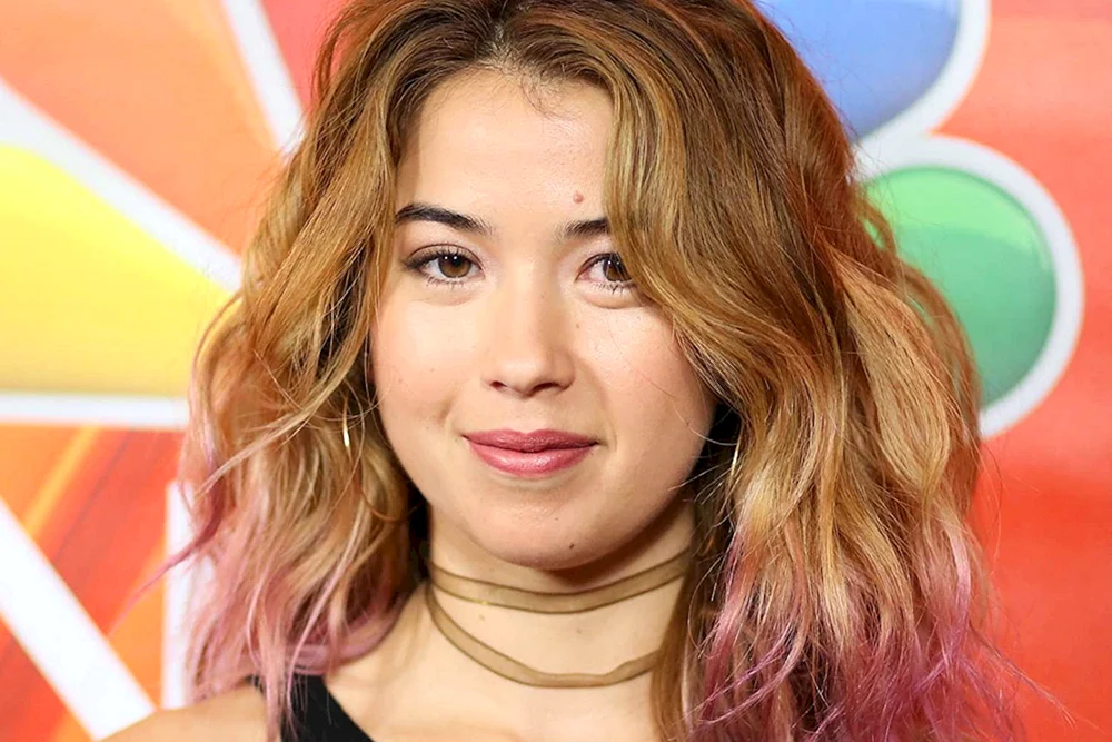 Nichole Bloom Schamlos