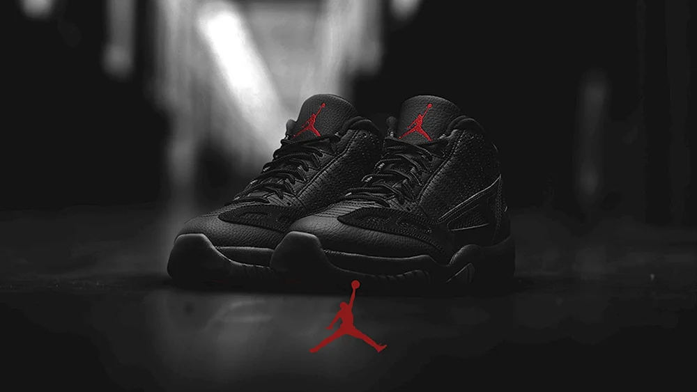Nike Air Jordan 4