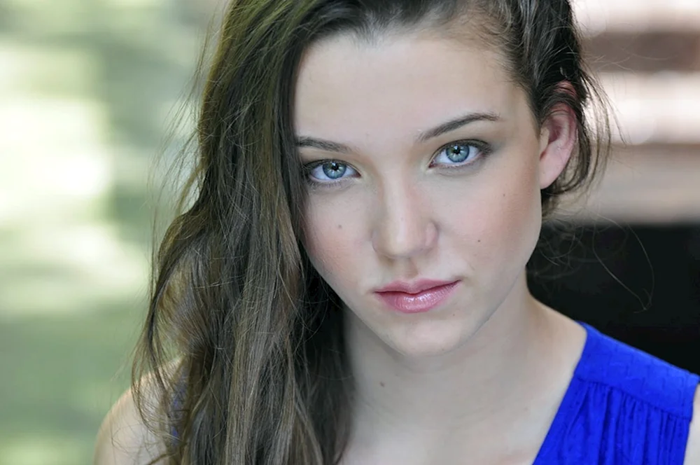 Nichole BrydonNichole Bloom Schauspielerin